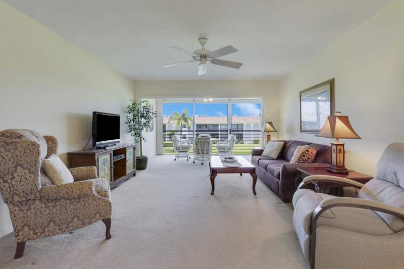 2 bedroom Condominium at 755 Saturn Street #I206, Jupiter Inlet Condo, Jupiter — photo 3