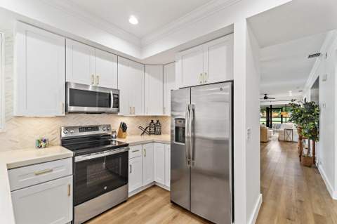 299 Old Meadow Way, Palm Beach Gardens FL - photo 13 of 37