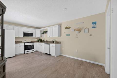 5107 51st Way, West Palm Beach FL - photo 12 of 40