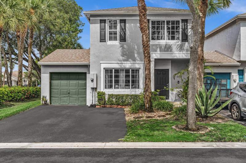 3 bedroom Townhouse at 6001 Harbor Isle Way #494, Land Section 8, Tamarac — photo 3