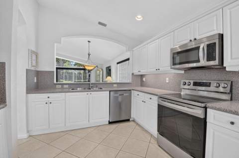 7388 Tonga Court, Boynton Beach FL - photo 11 of 44