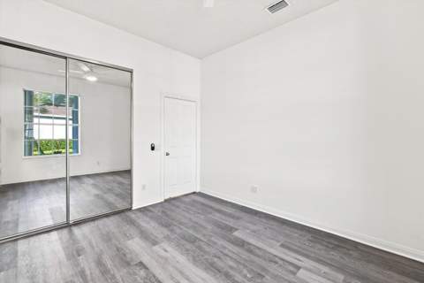 240 NW Bentley Circle, Port St. Lucie FL - photo 23 of 34