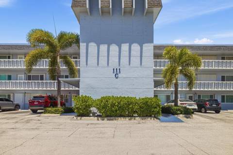 111 Doolen Court #110, North Palm Beach FL - photo 7 of 31