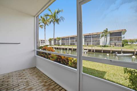 111 Doolen Court #110, North Palm Beach FL - photo 19 of 31