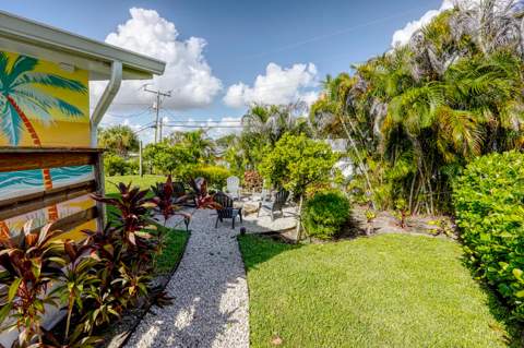 3444 NE Sandra Drive, Jensen Beach FL - photo 23 of 44