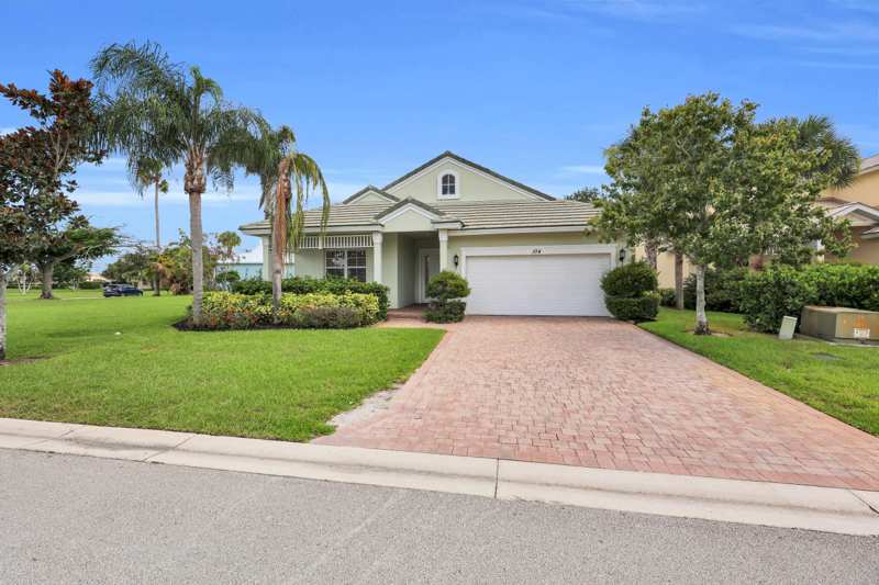 3 bedroom Single Family Residence at 104 NW Willow Grove Avenue, Magnolia Lakes Phase 1 St Lucie West No 151, Port St. Lucie — photo 1