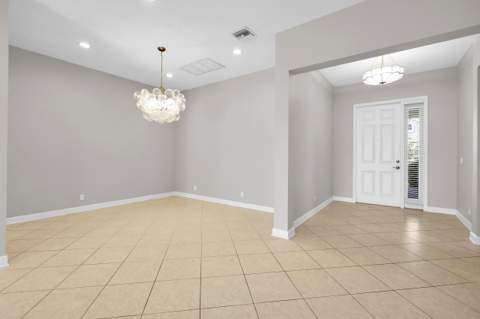 104 NW Willow Grove Avenue, Port St. Lucie FL - photo 7 of 78