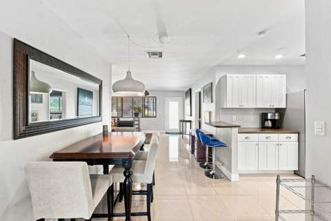 4110 NW 16th Avenue, Oakland Park FL - photo 10 of 53