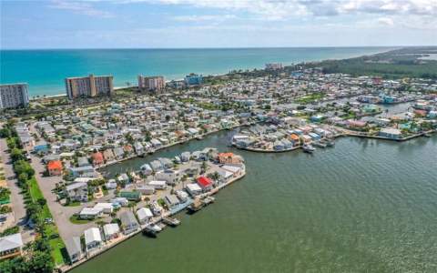 10701 S Ocean Drive #911, Jensen Beach FL - photo 8 of 9