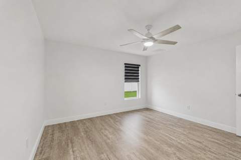 380 SW Donna Terrace, Port St. Lucie FL - photo 17 of 23