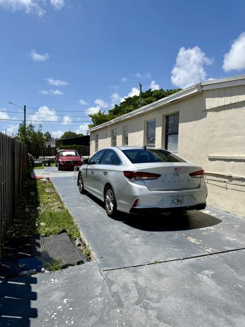 1105 W 34th Street, Riviera Beach FL - photo 16 of 17