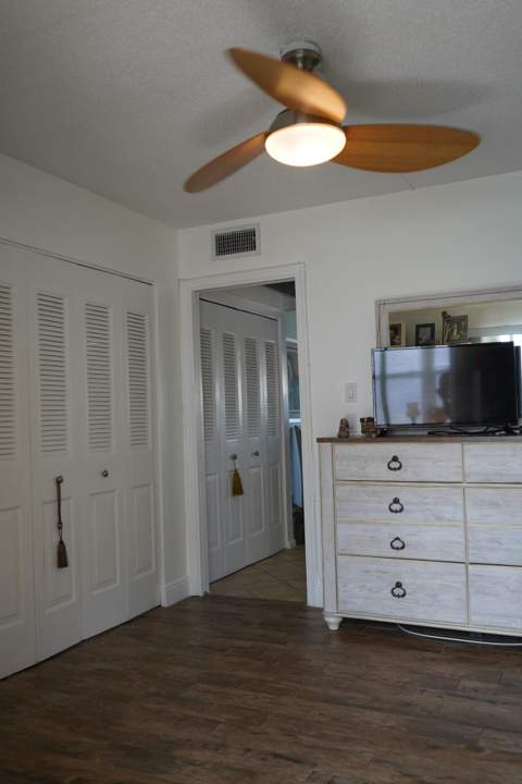 97 Berkshire, West Palm Beach FL - photo 19 of 37
