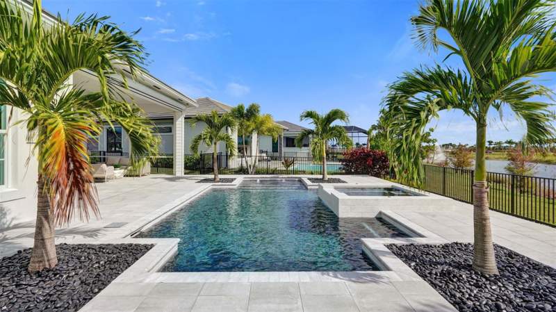 2 bedroom Single Family Residence at 14076 Bastille Street, Esprit at Avenir, Palm Beach Gardens — photo 4