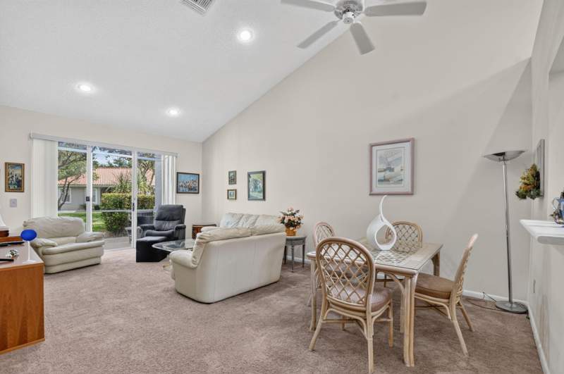 2 bedroom Villa at 10410 Plaza Centro, Reflections, Boca Raton — photo 2