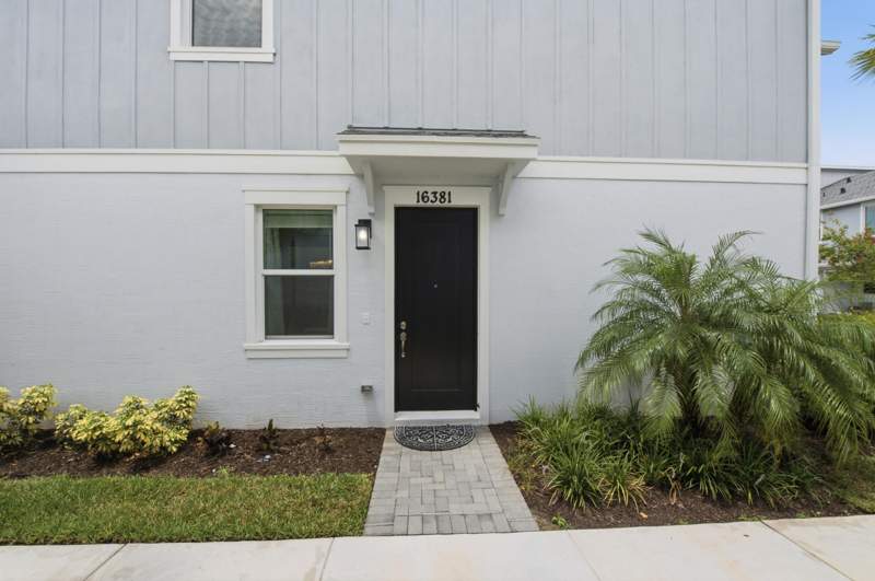 4 bedroom Townhouse at 16381 Mirabell Mnr Lane, Terraces Of Westlake, Westlake — photo 2