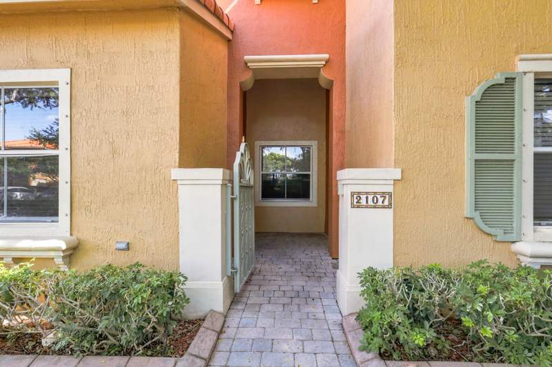 3 bedroom Townhouse at 2107 Anchor Court, Villas At Harbor Isles Condo, Fort Lauderdale — photo 5