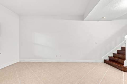 2107 Anchor Court, Fort Lauderdale FL - photo 10 of 60