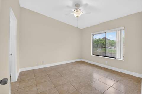 21943 Remsen Terrace #207, Boca Raton FL - photo 11 of 30