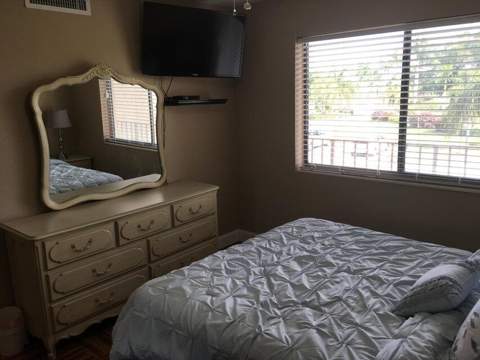 4070 Tivoli Court #202, Lake Worth FL - photo 15 of 19
