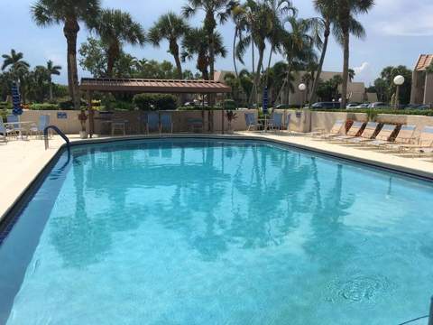4070 Tivoli Court #202, Lake Worth FL - photo 18 of 19