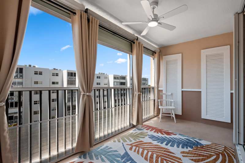 2 bedroom Condominium at 620 NE 12th Avenue #602, Meadowbrook Towers Condo F, Hallandale Beach — photo 1