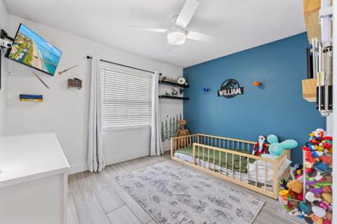 5483 Club Circle, Haverhill FL - photo 15 of 21