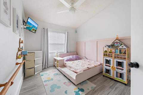 5483 Club Circle, Haverhill FL - photo 16 of 21