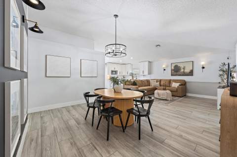 5483 Club Circle, Haverhill FL - photo 9 of 21