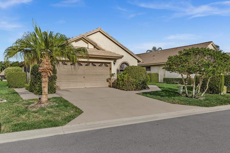 3 bedroom Single Family Residence at 4787 Brighton Lakes Boulevard, Brighton Lakes, Boynton Beach — photo 2
