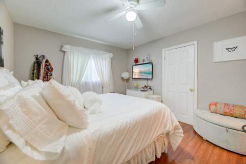 6500 SW 16th Court, North Lauderdale FL - photo 18 of 47