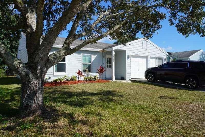 3 bedroom Single Family Residence at 5266 Harwood Lane, Countrywood 4, Lake Worth — photo 3