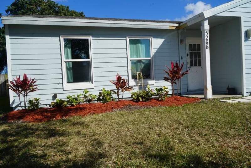 3 bedroom Single Family Residence at 5266 Harwood Lane, Countrywood 4, Lake Worth — photo 4