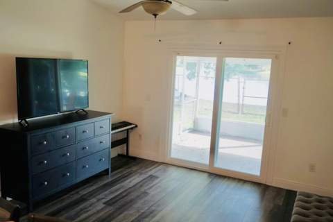 5266 Harwood Lane, Lake Worth FL - photo 10 of 27