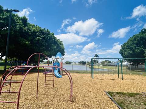5266 Harwood Lane, Lake Worth FL - photo 23 of 27