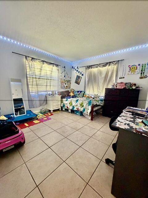 419 Glenwood Drive, West Palm Beach FL - photo 9 of 13