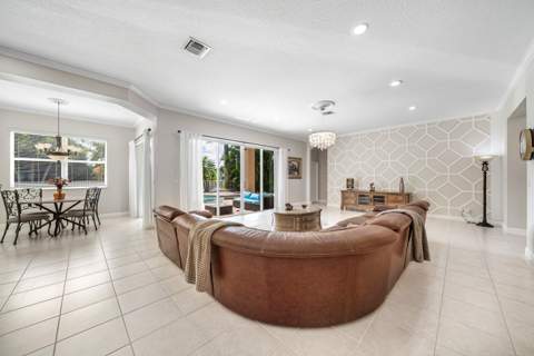 7346 Denicola Lane, Lake Worth FL - photo 11 of 72