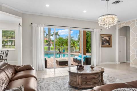 7346 Denicola Lane, Lake Worth FL - photo 17 of 72