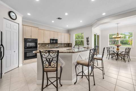 7346 Denicola Lane, Lake Worth FL - photo 22 of 72
