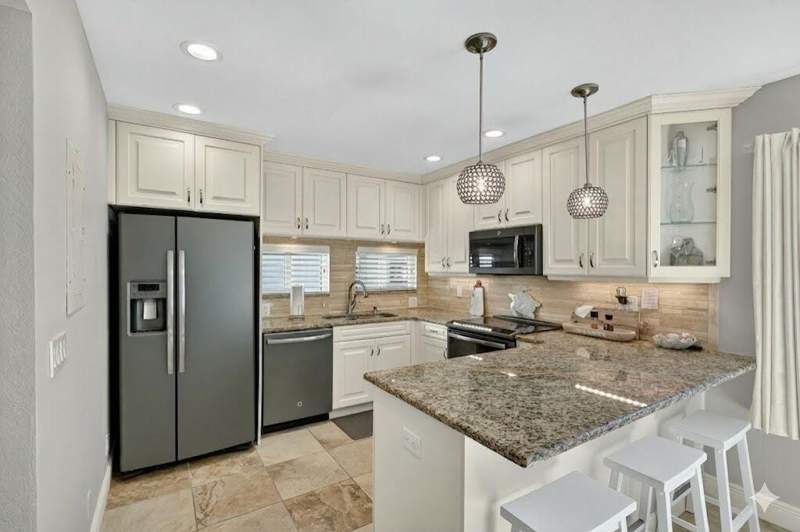 2 bedroom Townhouse at 950 S Kanner Hwy Th-129 Highway #129, Poppleton Creek Condo, Stuart — photo 4