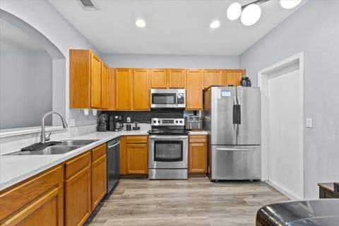 2227 Oakmont Drive, Riviera Beach FL - photo 7 of 43