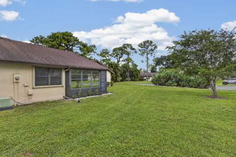 140 Karanda Court, Royal Palm Beach FL - photo 23 of 34