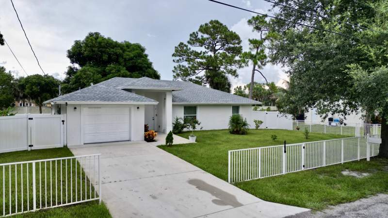 3 bedroom Single Family Residence at 6539 Alexander Road, Palm Beach Farms Co Place, West Palm Beach — photo 2
