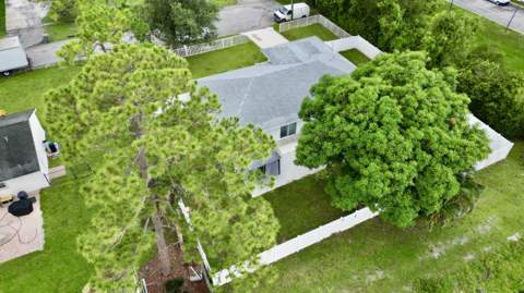 6539 Alexander Road, West Palm Beach FL - photo 8 of 51