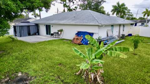 6539 Alexander Road, West Palm Beach FL - photo 16 of 51