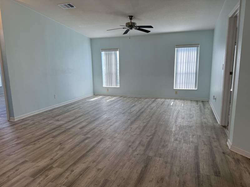 3 bedroom Manufactured Home at 294 Kingfisher Avenue, Sandhill Shores, Fort Pierce — photo 4