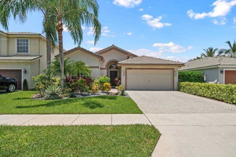 4 bedroom Single Family Residence at 3526 Old Lighthouse Circle, Grand Isles, Wellington — photo 3