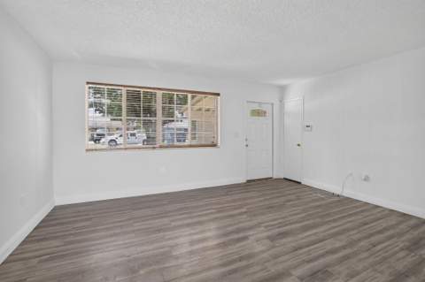 7231 Freedom Street, Hollywood FL - photo 7 of 44