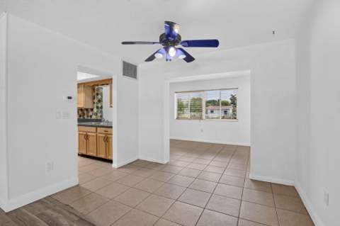 7231 Freedom Street, Hollywood FL - photo 8 of 44