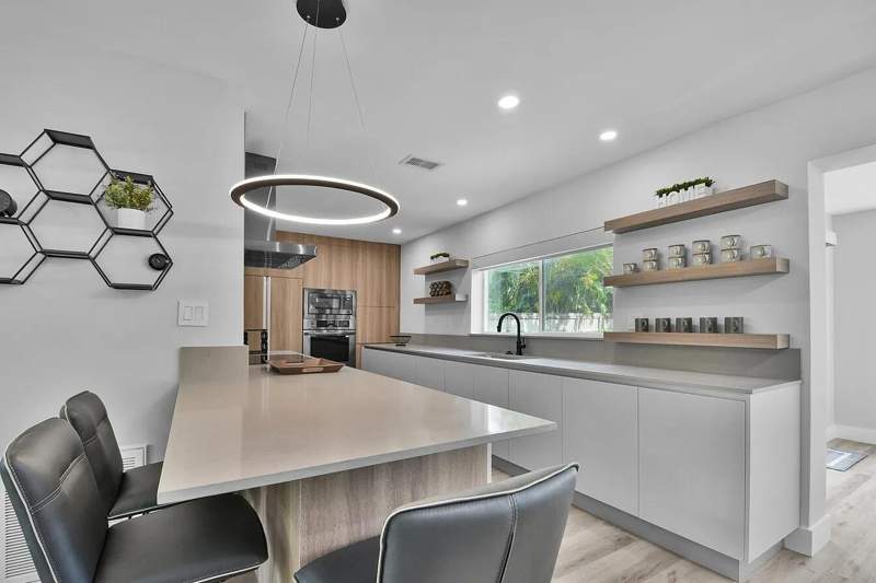 4 bedroom Single Family Residence at 803 Bluebird Drive, Tropic Palms 1, Delray Beach — photo 4