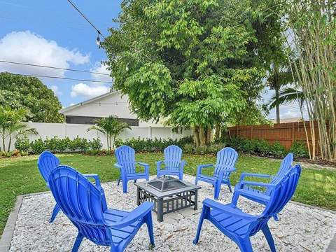 803 Bluebird Drive, Delray Beach FL - photo 22 of 26